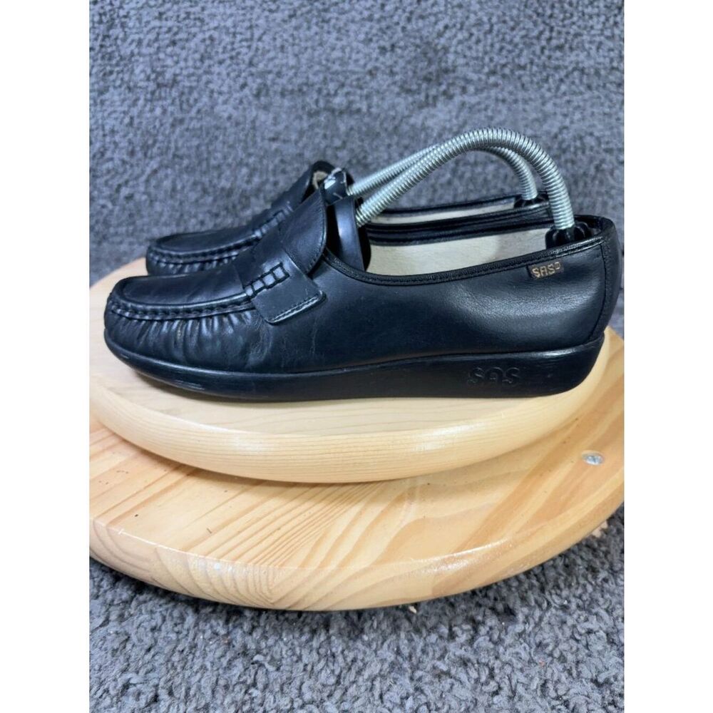SAS Classic Slip On Loafer Womens Size 10.5 Narrow Black Leather Handmade in USA